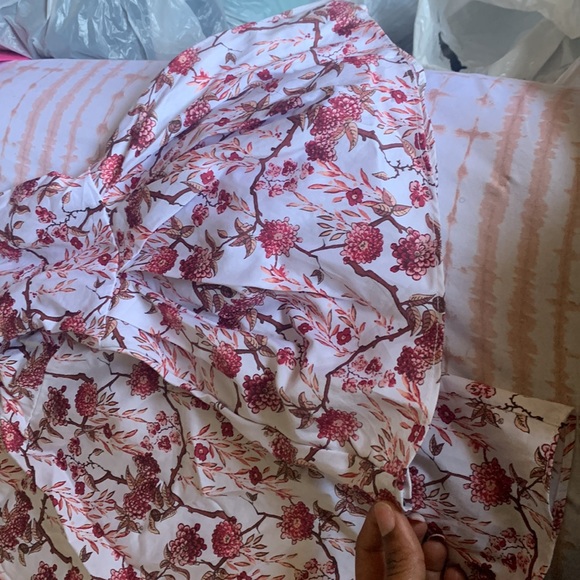 Floral shirt - Picture 2 of 3